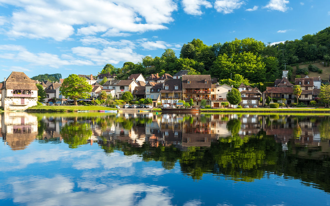 COLLONGES ET SES TRESORS 1